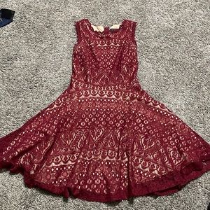 Jodi Kristopher Juniors‎ Size 3 Knee Length Dress burgundy lace with nude liner